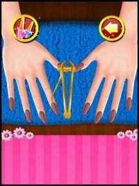 Baby Celebrity Little Skin & Hand Salon Doctor - fun beauty spa and hair makeover games for girls screenshot, image №2028134 - RAWG