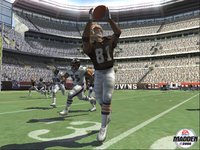 Madden NFL 2005 screenshot, image №398158 - RAWG