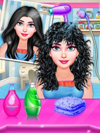 My First Date Makeover Salon screenshot, image №985458 - RAWG