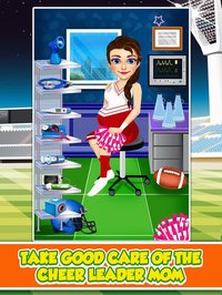 Cheerleader Mommy's Baby Doctor Salon - Makeup Spa Prom Games for Girls! screenshot, image №2027393 - RAWG