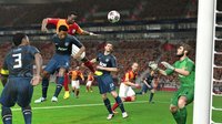 Pro Evolution Soccer 2014 screenshot, image №280785 - RAWG