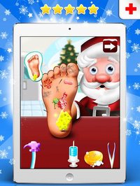 A Santa’s Foot Spa Salon - Little Doctor Saves the Christmas Presents 2015 screenshot, image №887634 - RAWG