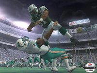 Madden NFL 2005 screenshot, image №398154 - RAWG