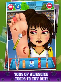 Cheerleader Foot Doctor & High School Salon Makeover screenshot, image №883640 - RAWG