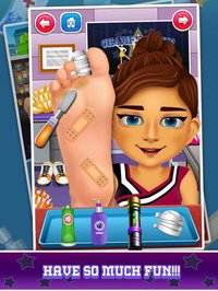 Cheerleader Foot Doctor & High School Salon Makeover screenshot, image №883646 - RAWG