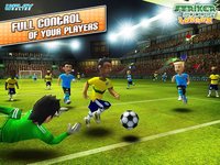 Striker Soccer London: your goal is the gold screenshot, image №979208 - RAWG