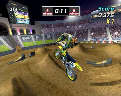 MTX Mototrax para Playstation 2 (2004)