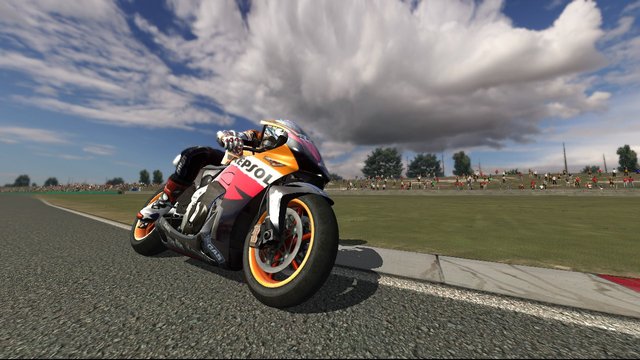 MotoGP: Ultimate Racing Technology 3 - Download