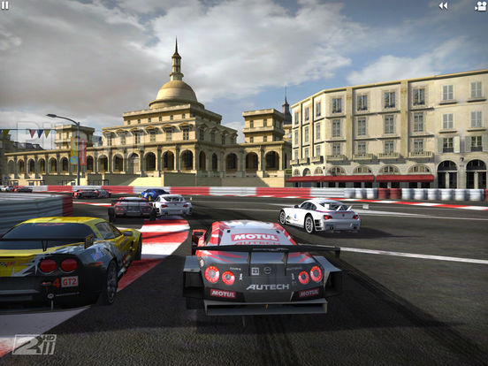 Real Racing 2 HD gameplay visual