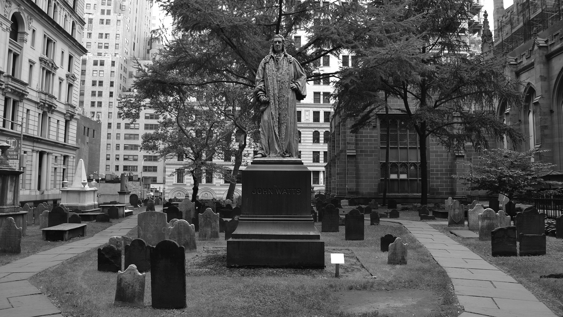 10 Gnomes in New York